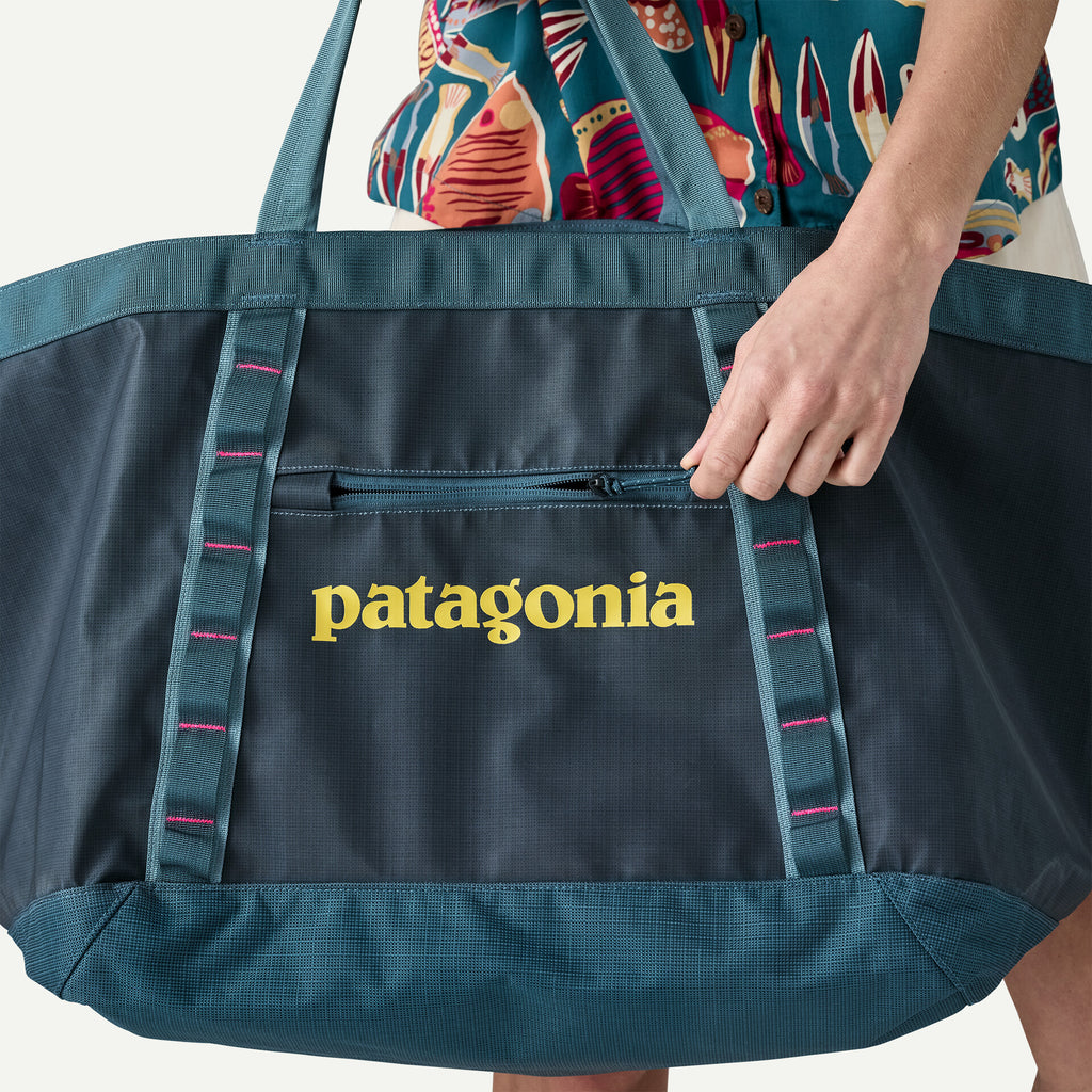PATAGONIA Black Hole Gear Tote